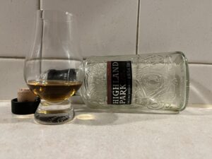 Highland Park Cask Strength bottle kill Highland Park Cask Strength bottle kill