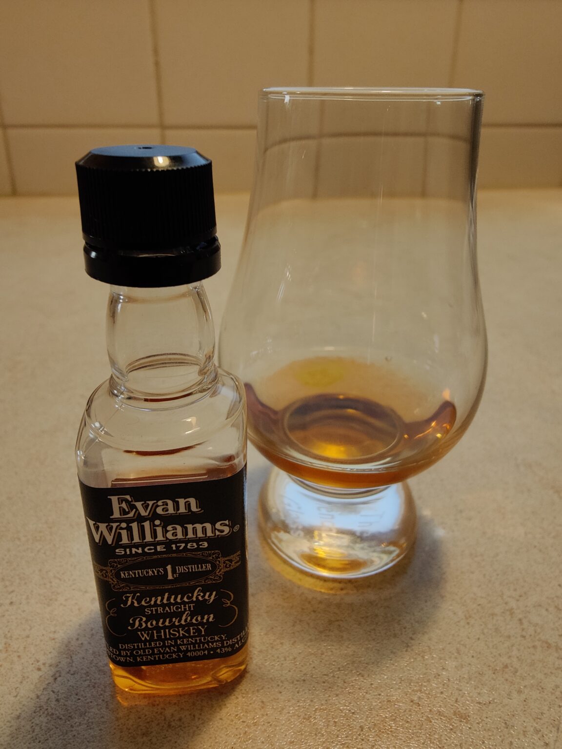 Evan Williams Bourbon Kentucky Straight Bourbon Whiskey Whiskyblog.dk